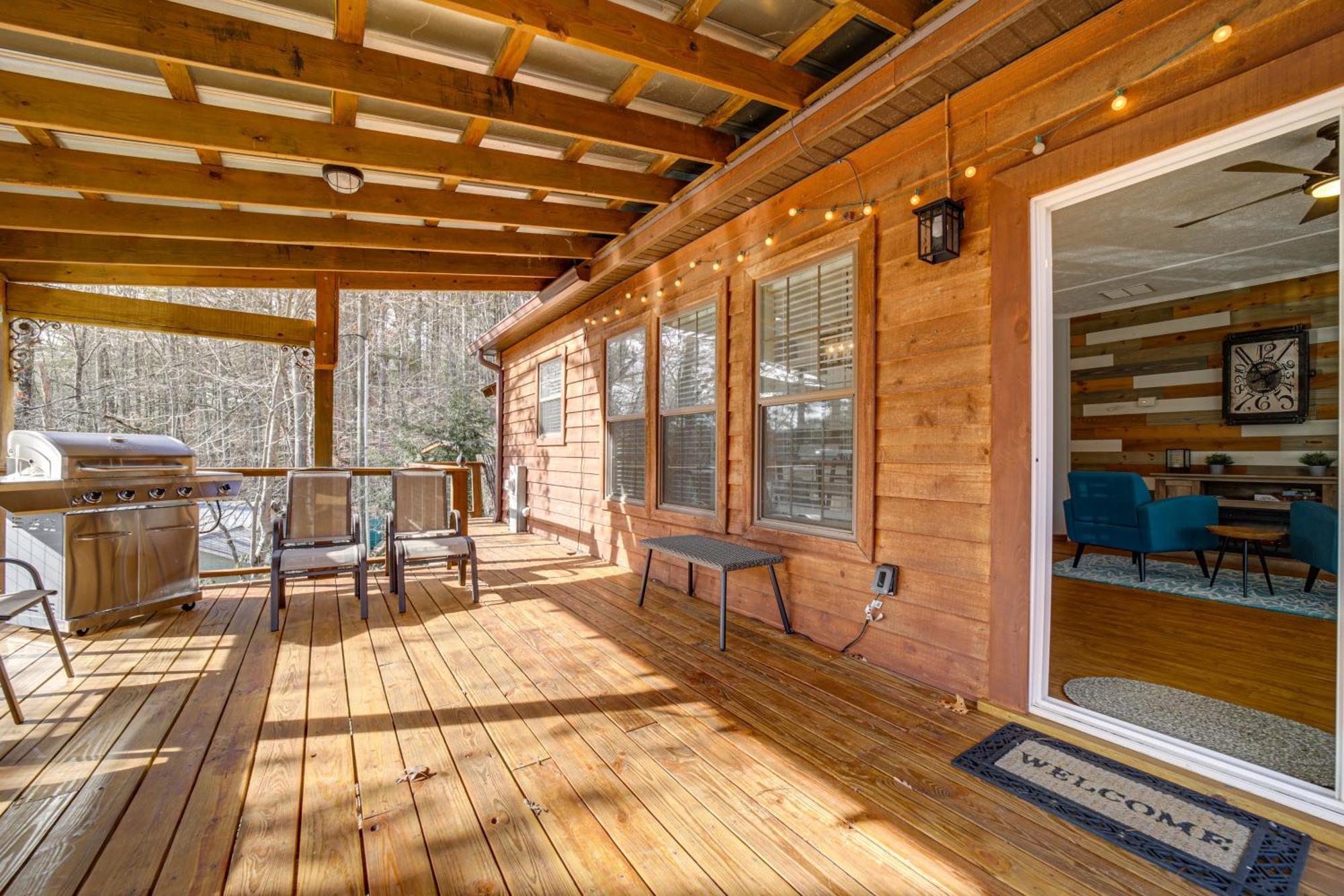 Lakeside Cashiers Cabin With Private Boat Dock! 쿨로우히 외부 사진